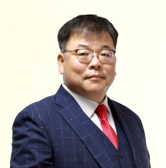 &nbsp; &nbsp; &nbsp; &nbsp; &nbsp; &nbsp; &nbsp; &nbsp; &nbsp; &nbsp; &nbsp; [김덕기 교수]" height="197